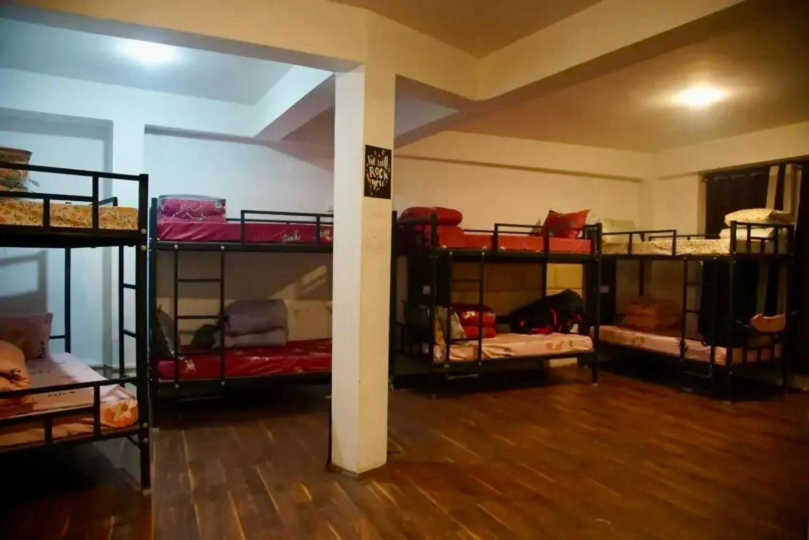 Hostel Backpackers Den Gangtok Zewnętrze zdjęcie